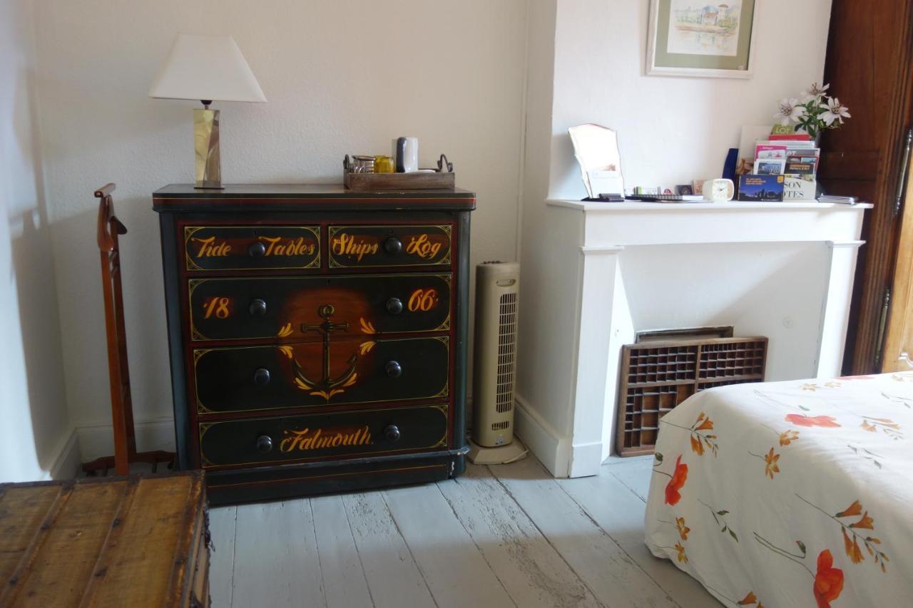 La Maison sur la Colline Mauroux  Extérieur photo